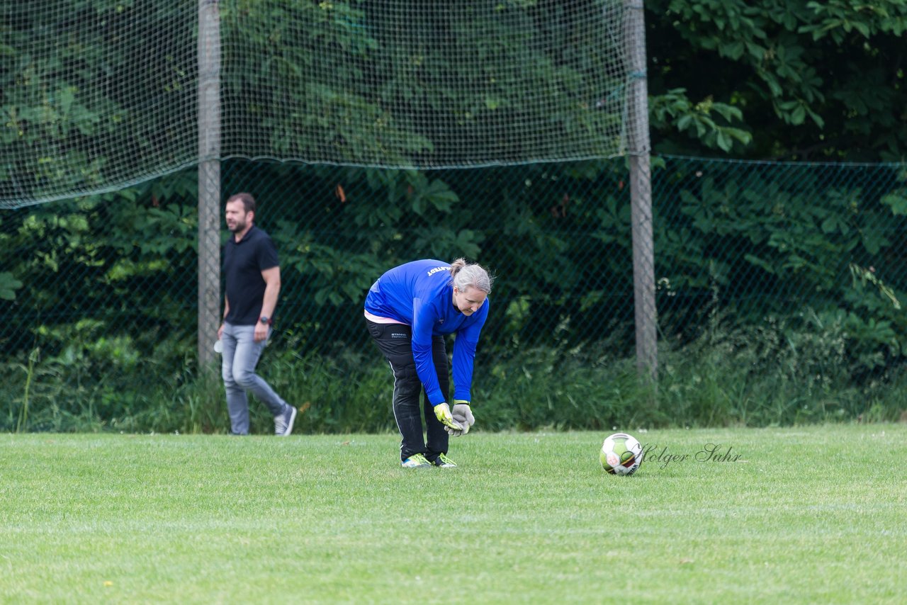 Bild 375 - Aufstiegsspiel SG Borgstedt/Brekendorf - SV Wahlstedt : Ergebnis: 1:4